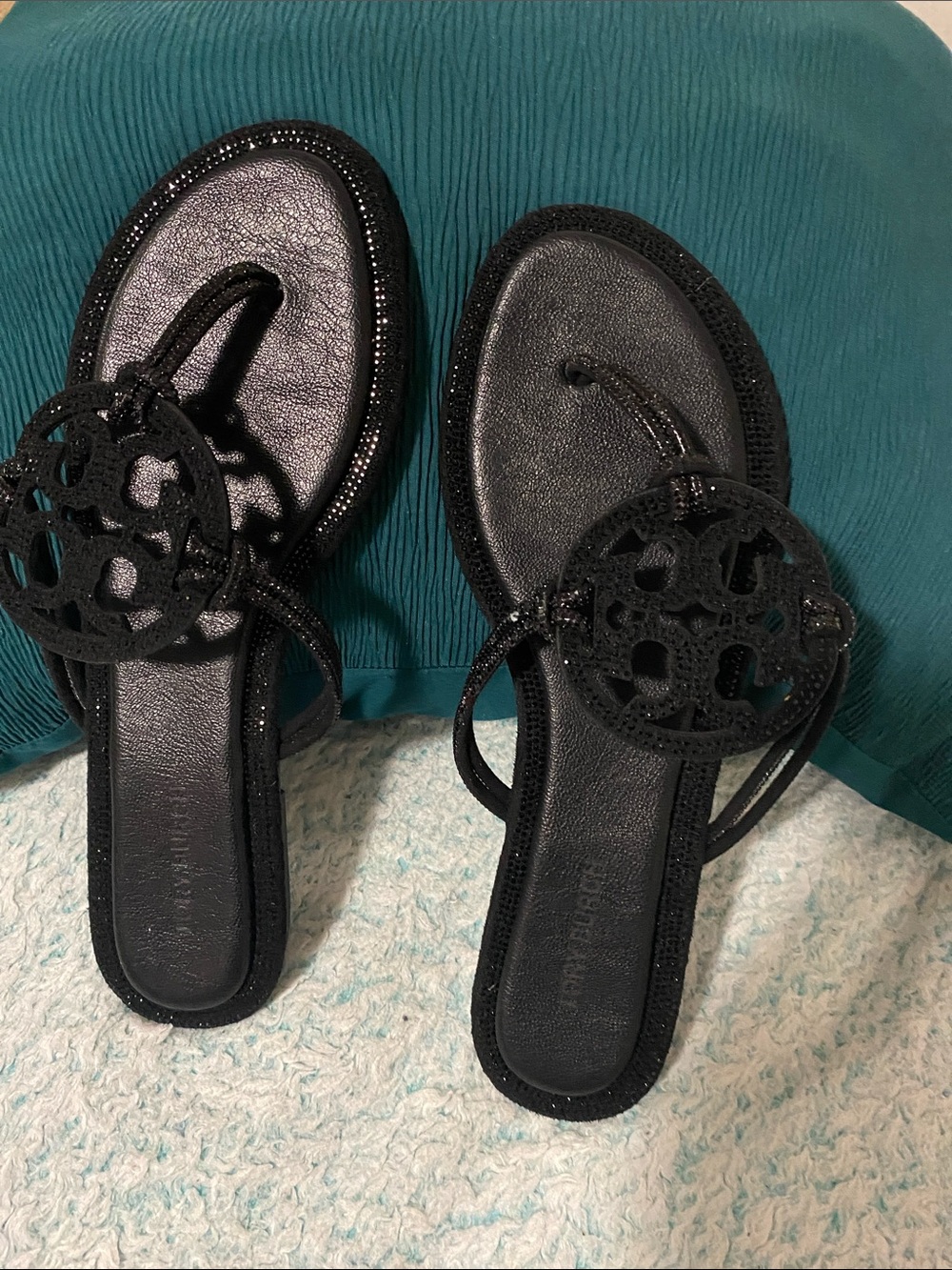 Tory Burch Black Logo Cutout Thong Sandals